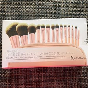 NIB BH Cosmetics 14 PC Brush Set with Case